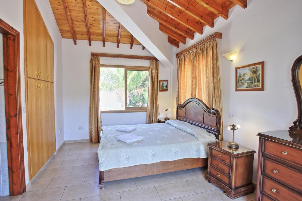 Marilena Sunset Villa 2 Agia Marina  Exterior photo